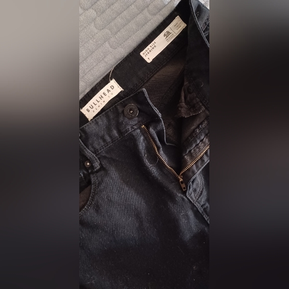 Bullhead Denim Co. High Rise Black Jegging - Picture 2 of 3